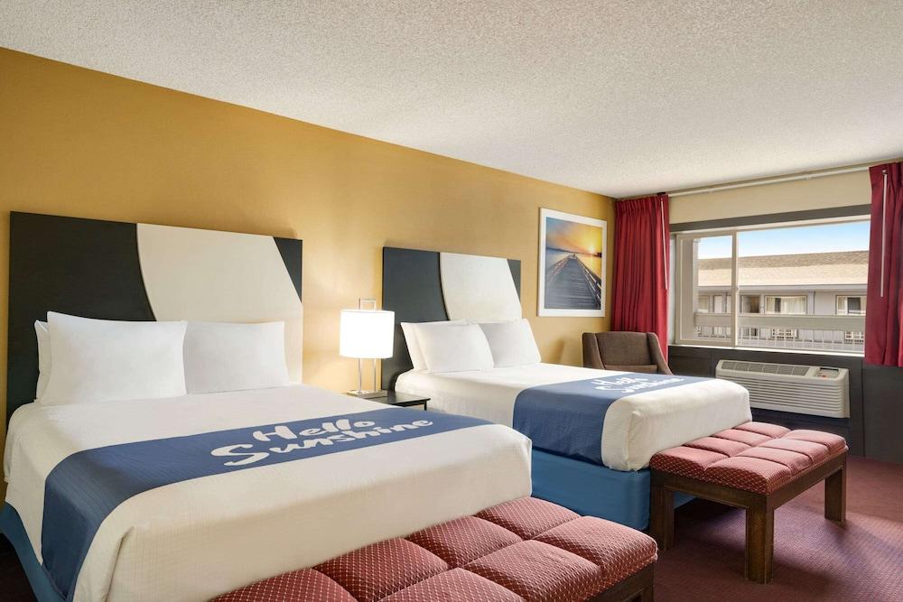 Days Inn By Wyndham Bend Exterior foto